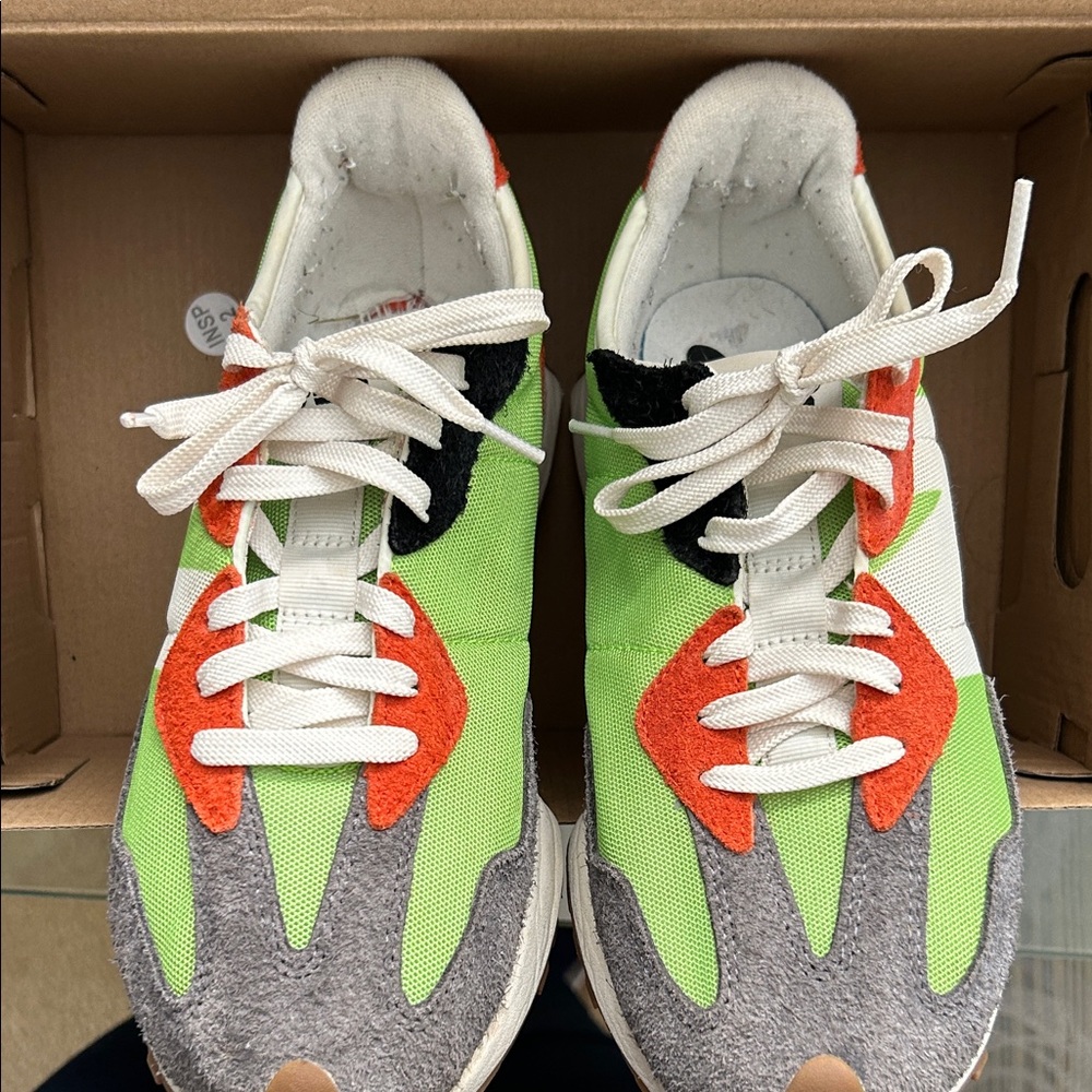 New Balance Lime Green and Red Sneakers size 9.5 - Picture 3 of 5